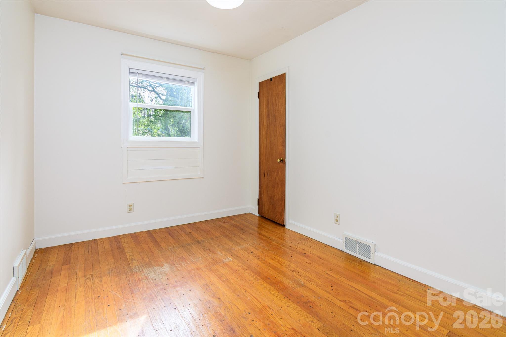 261 Cedar Lane Arden NC 28704