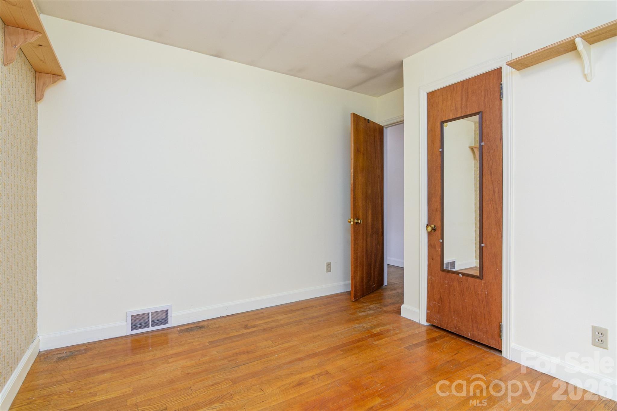 261 Cedar Lane Arden NC 28704