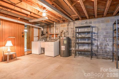 261 Cedar Lane Arden NC 28704