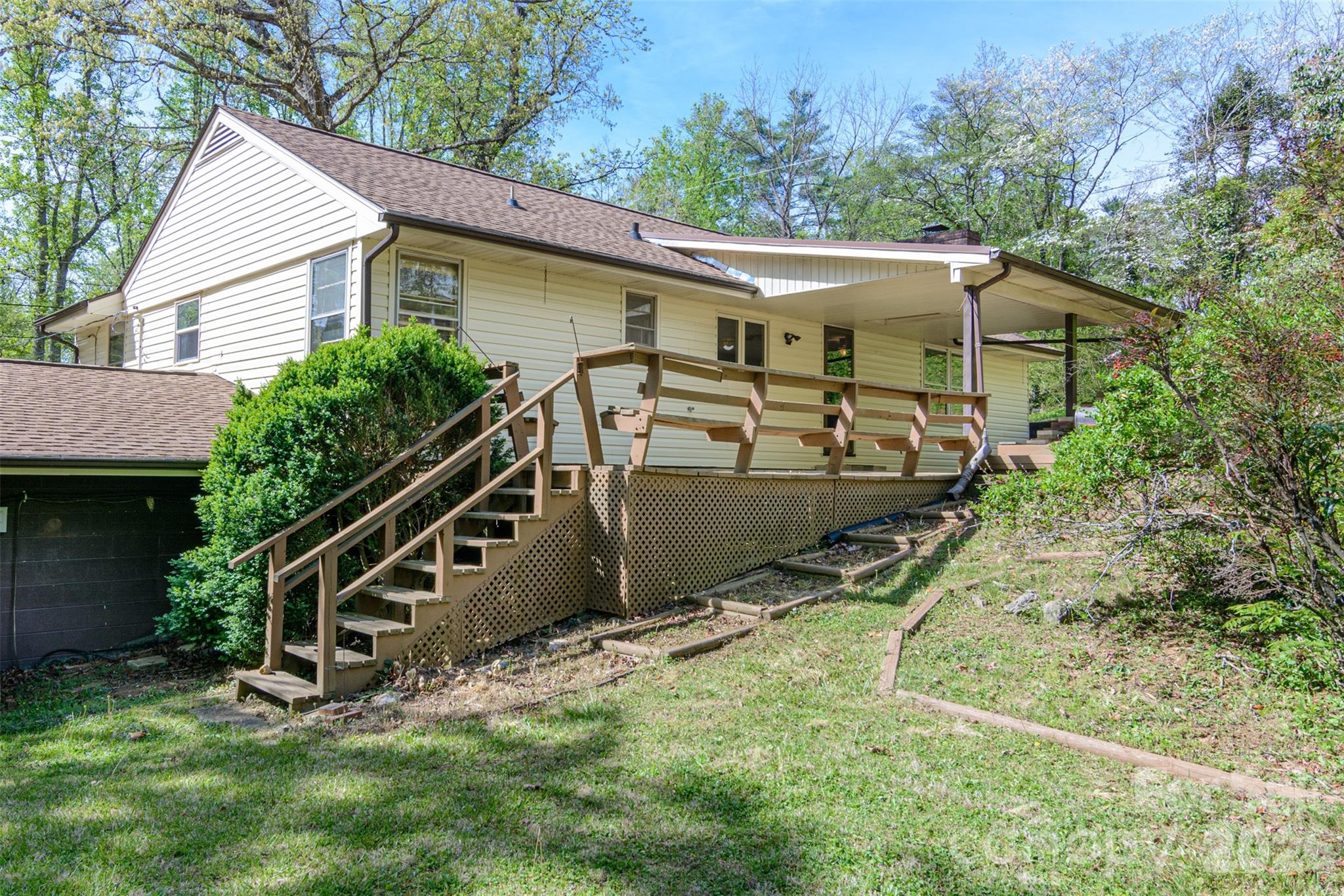 261 Cedar Lane Arden NC 28704