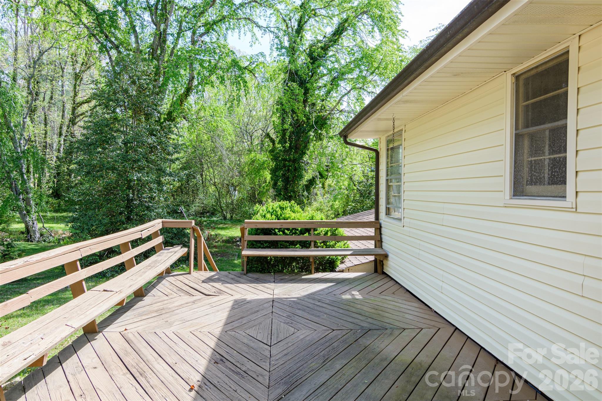 261 Cedar Lane Arden NC 28704