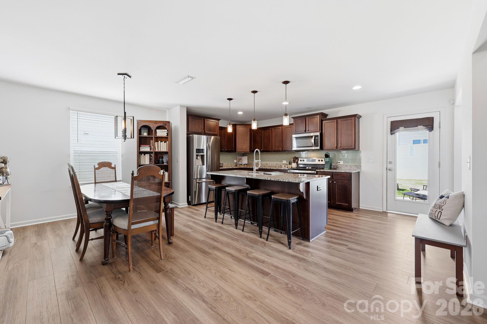 517 Falls Lane Kannapolis NC 28081