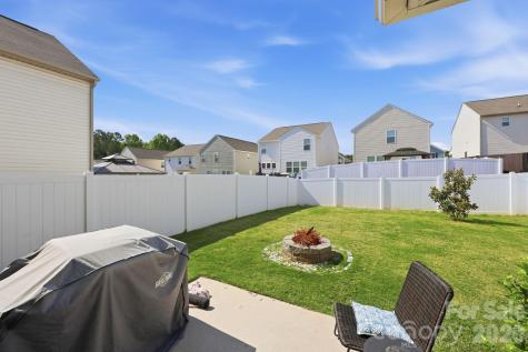 517 Falls Lane Kannapolis NC 28081
