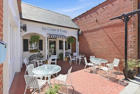 517 Falls Lane Kannapolis NC 28081