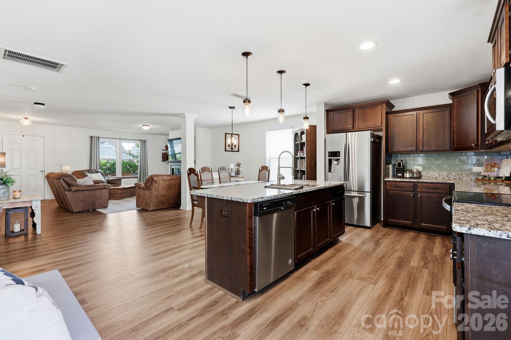 517 Falls Lane Kannapolis NC 28081