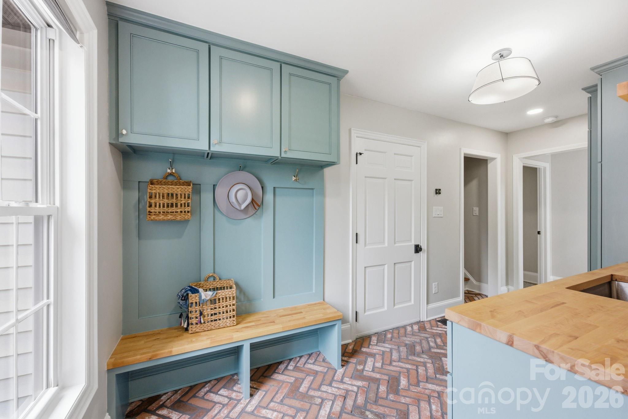 315 S Main Street Davidson NC 28036