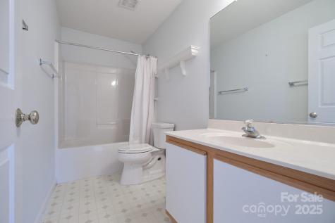 2625 Stratford Lake Road Winston Salem NC 27103