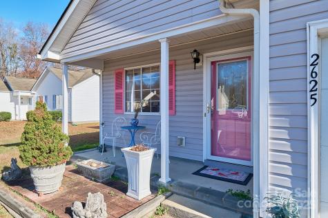 2625 Stratford Lake Road Winston Salem NC 27103