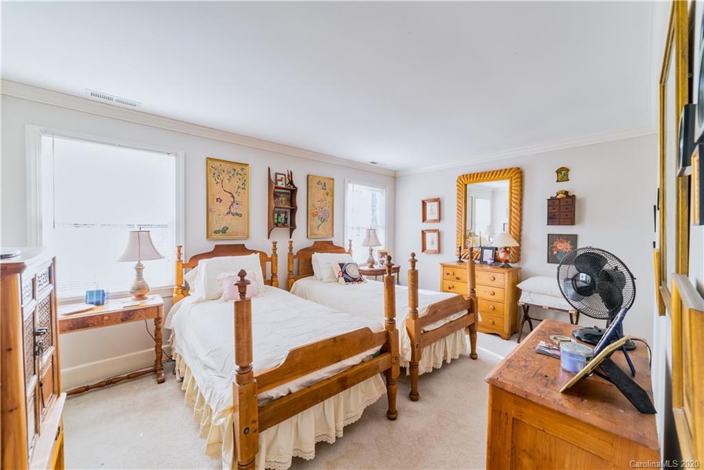 6624 Glenleaf Court Charlotte NC 28270