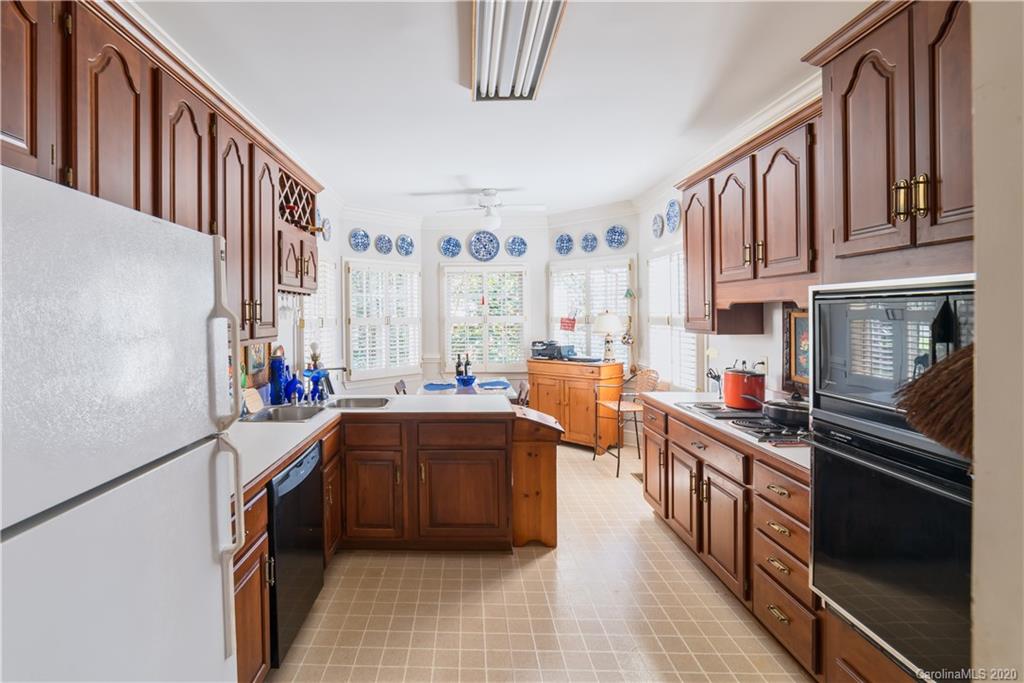 6624 Glenleaf Court Charlotte NC 28270