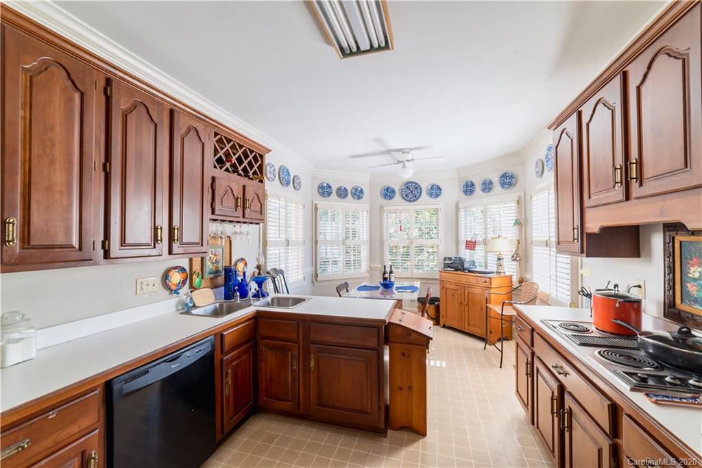 6624 Glenleaf Court Charlotte NC 28270