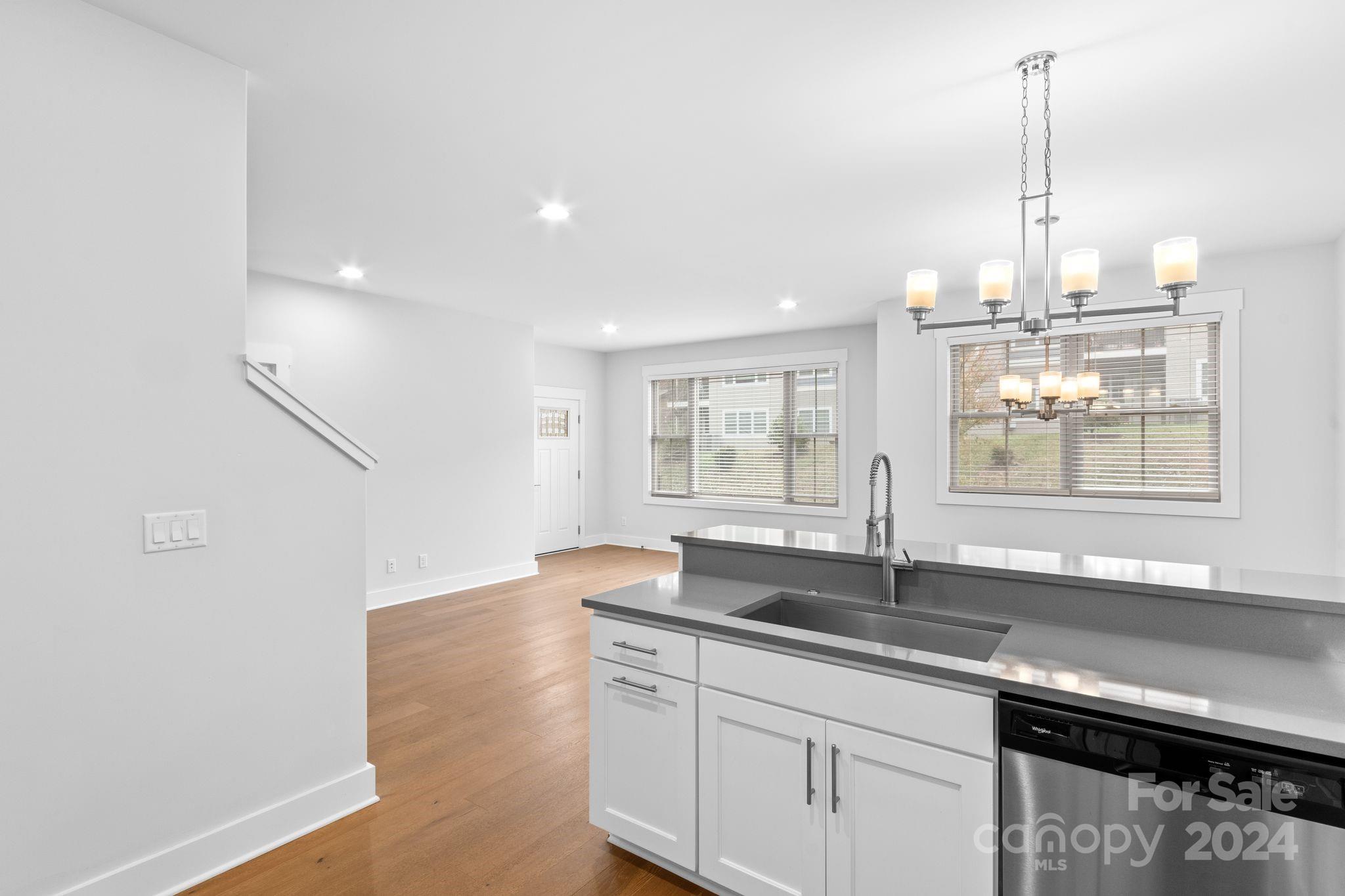 35 Thornes Lane Asheville NC 28805