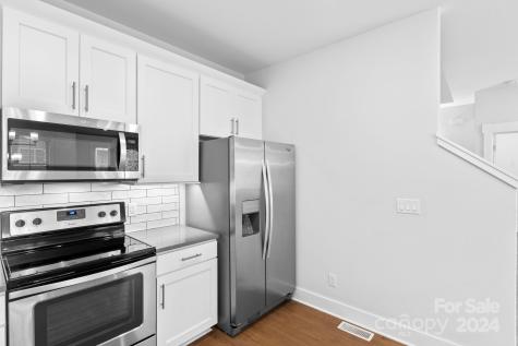 35 Thornes Lane Asheville NC 28805