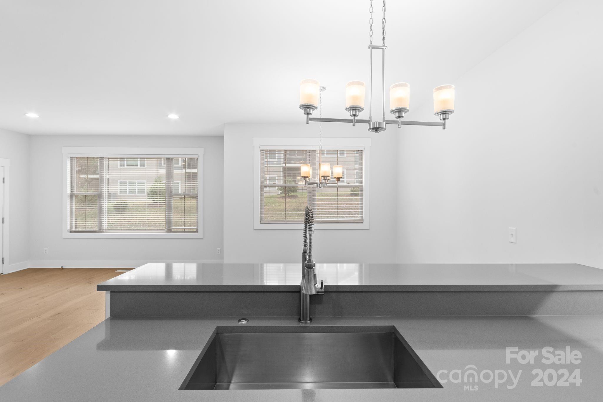 35 Thornes Lane Asheville NC 28805