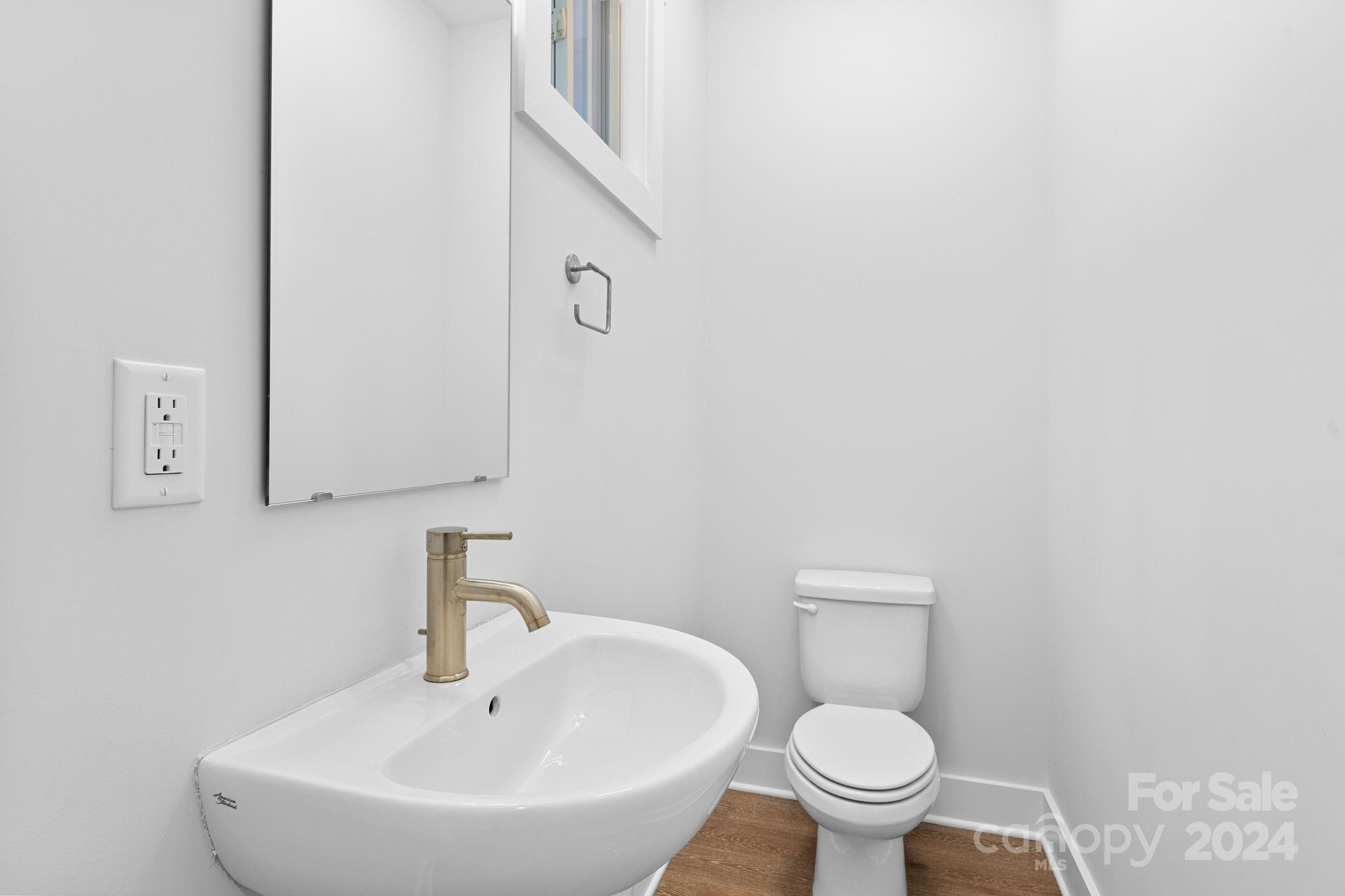 35 Thornes Lane Asheville NC 28805