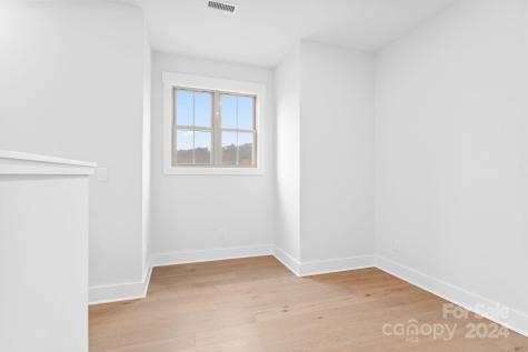 35 Thornes Lane Asheville NC 28805