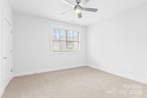 35 Thornes Lane Asheville NC 28805