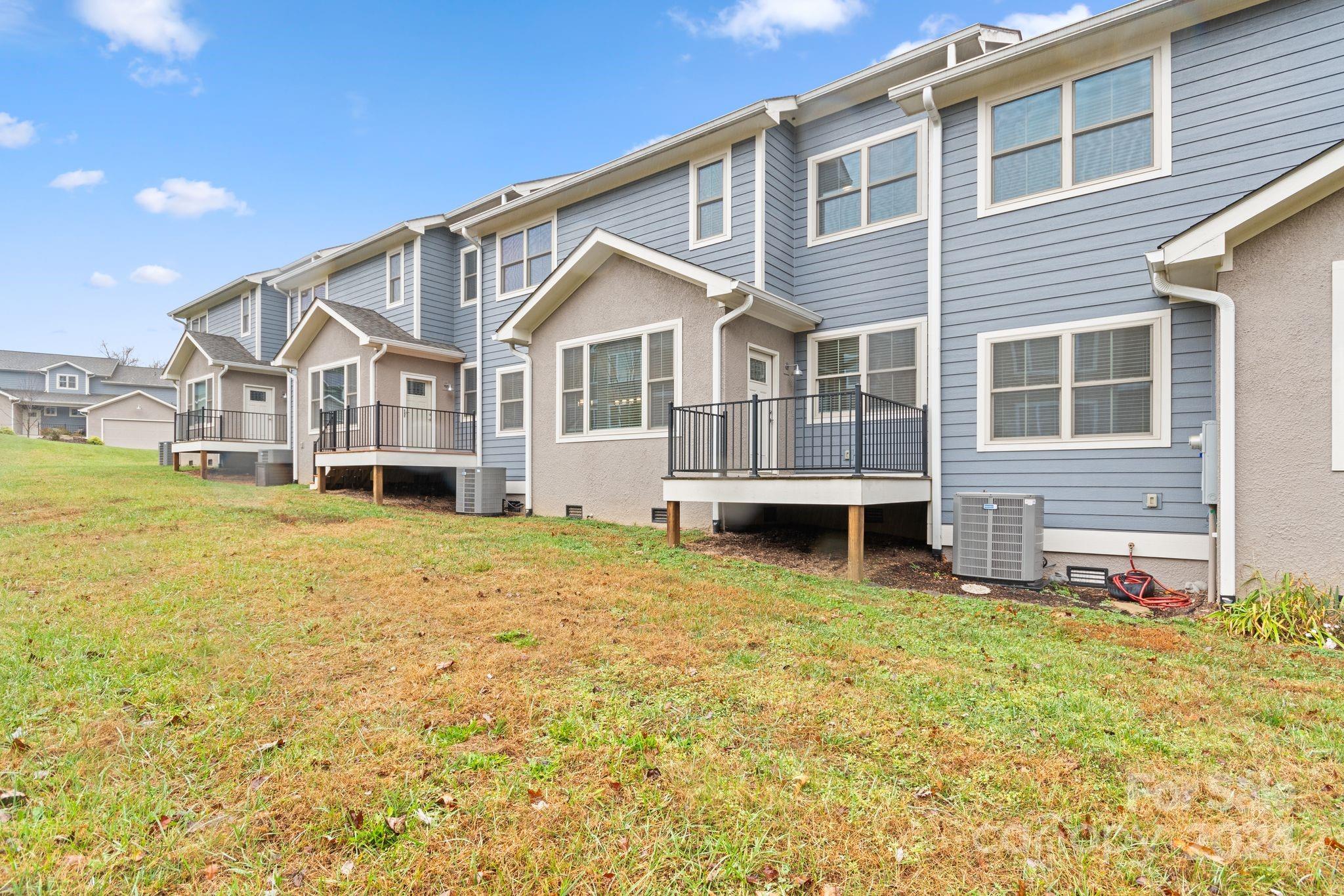 35 Thornes Lane Asheville NC 28805