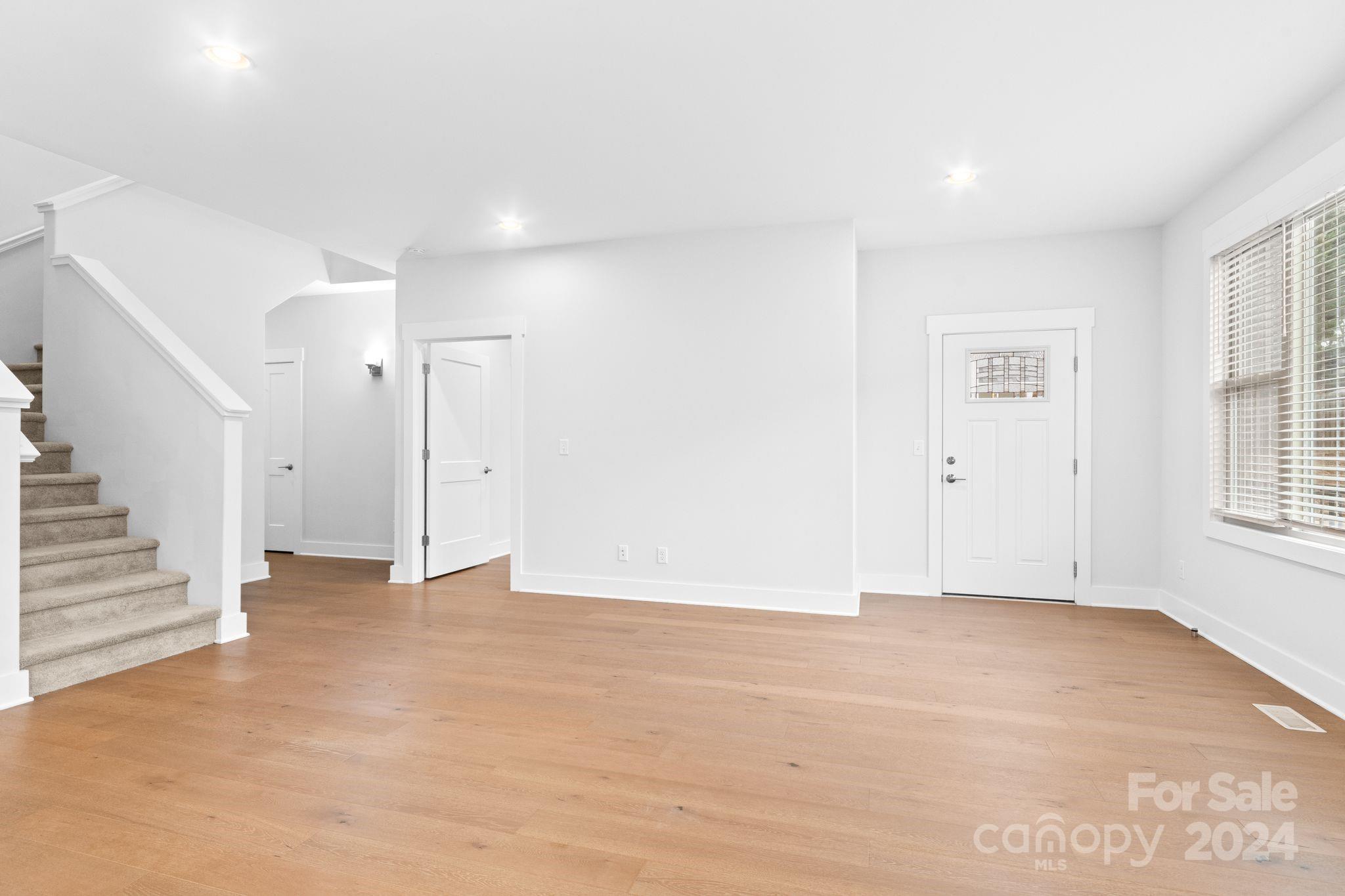 35 Thornes Lane Asheville NC 28805