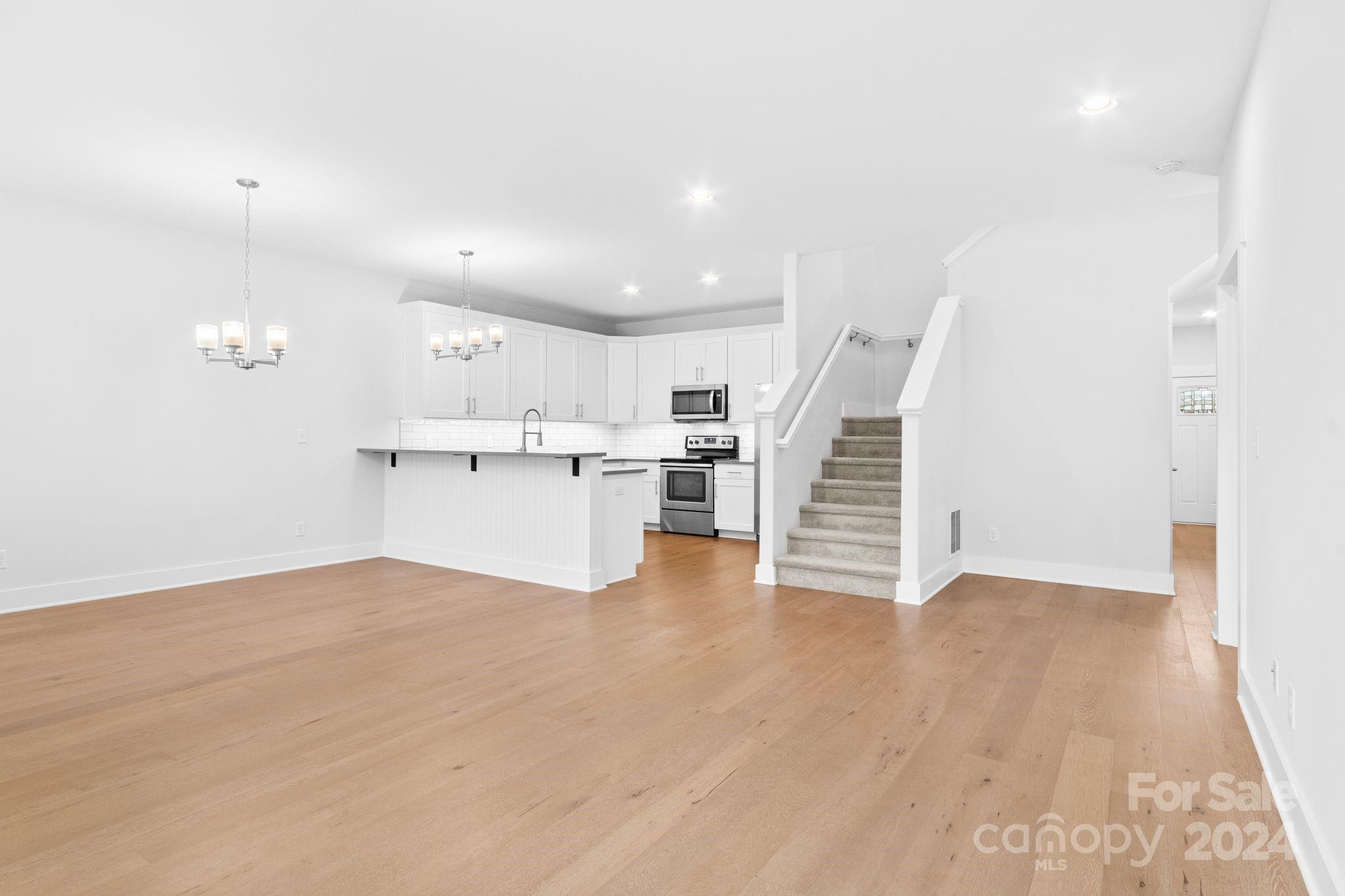 35 Thornes Lane Asheville NC 28805