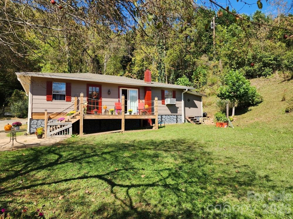 41 Gunches Dirt Road Candler NC 28715
