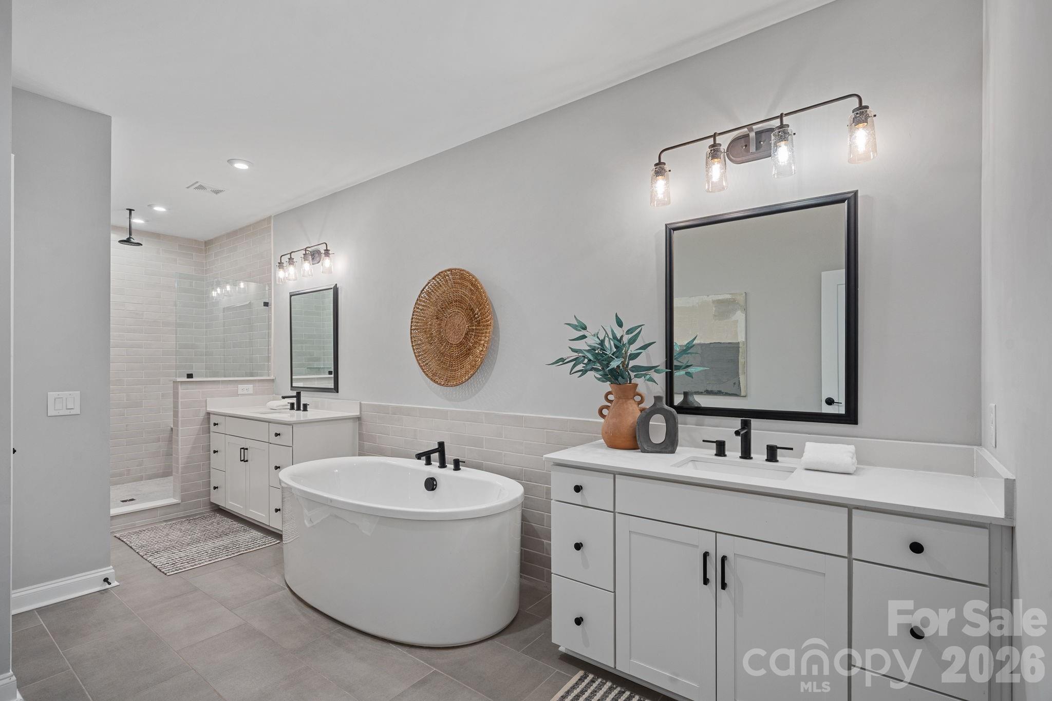 2543 Deacon Avenue Charlotte NC 28204