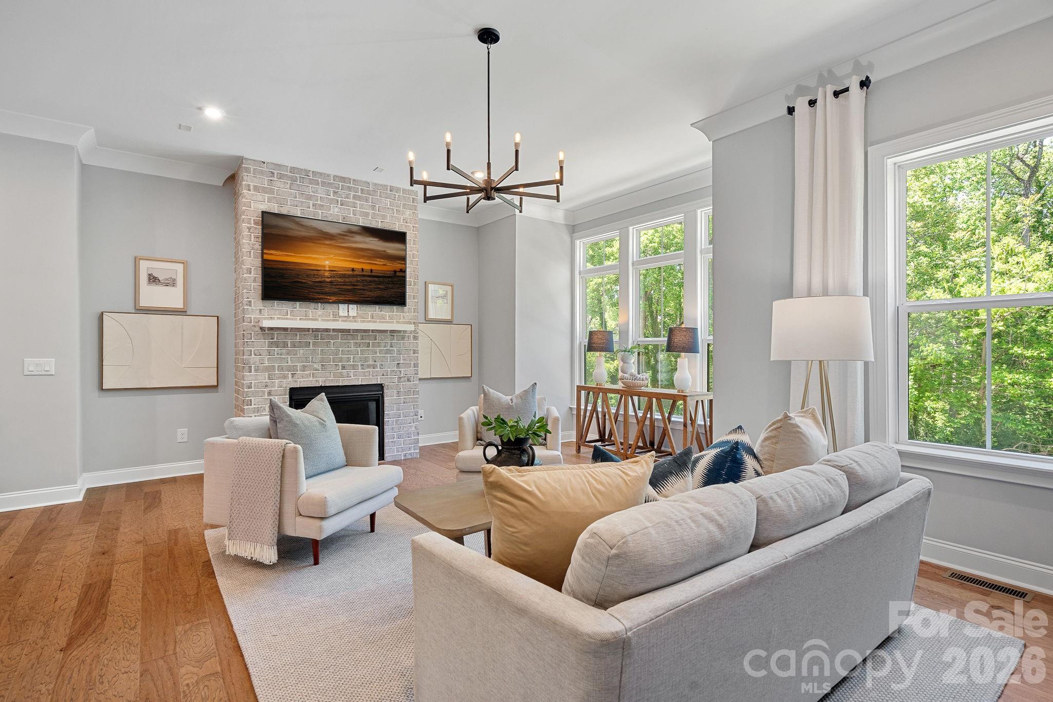 2543 Deacon Avenue Charlotte NC 28204