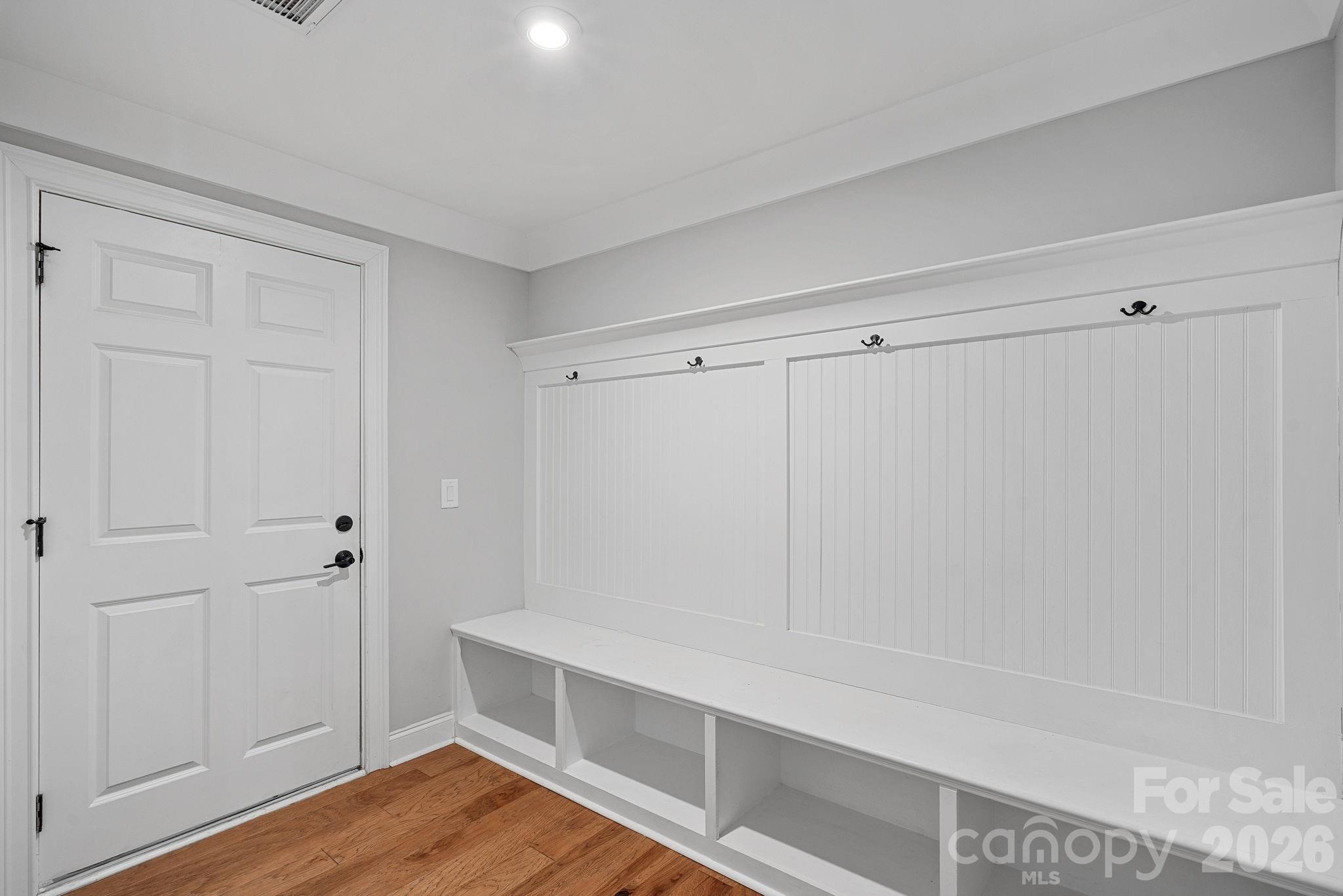 2543 Deacon Avenue Charlotte NC 28204