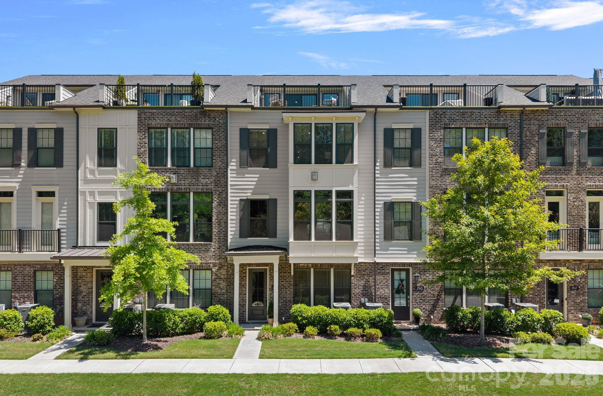 2543 Deacon Avenue Charlotte NC 28204