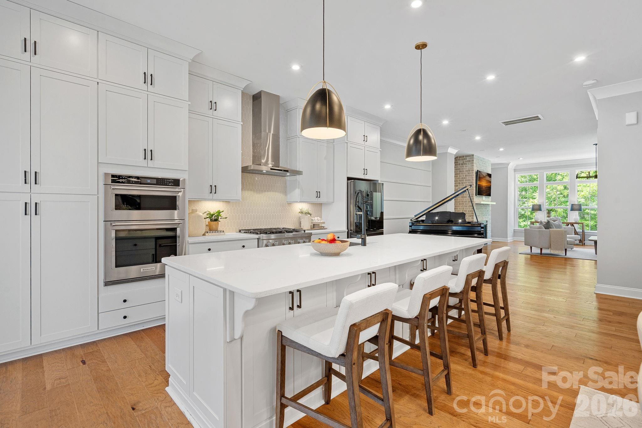 2543 Deacon Avenue Charlotte NC 28204