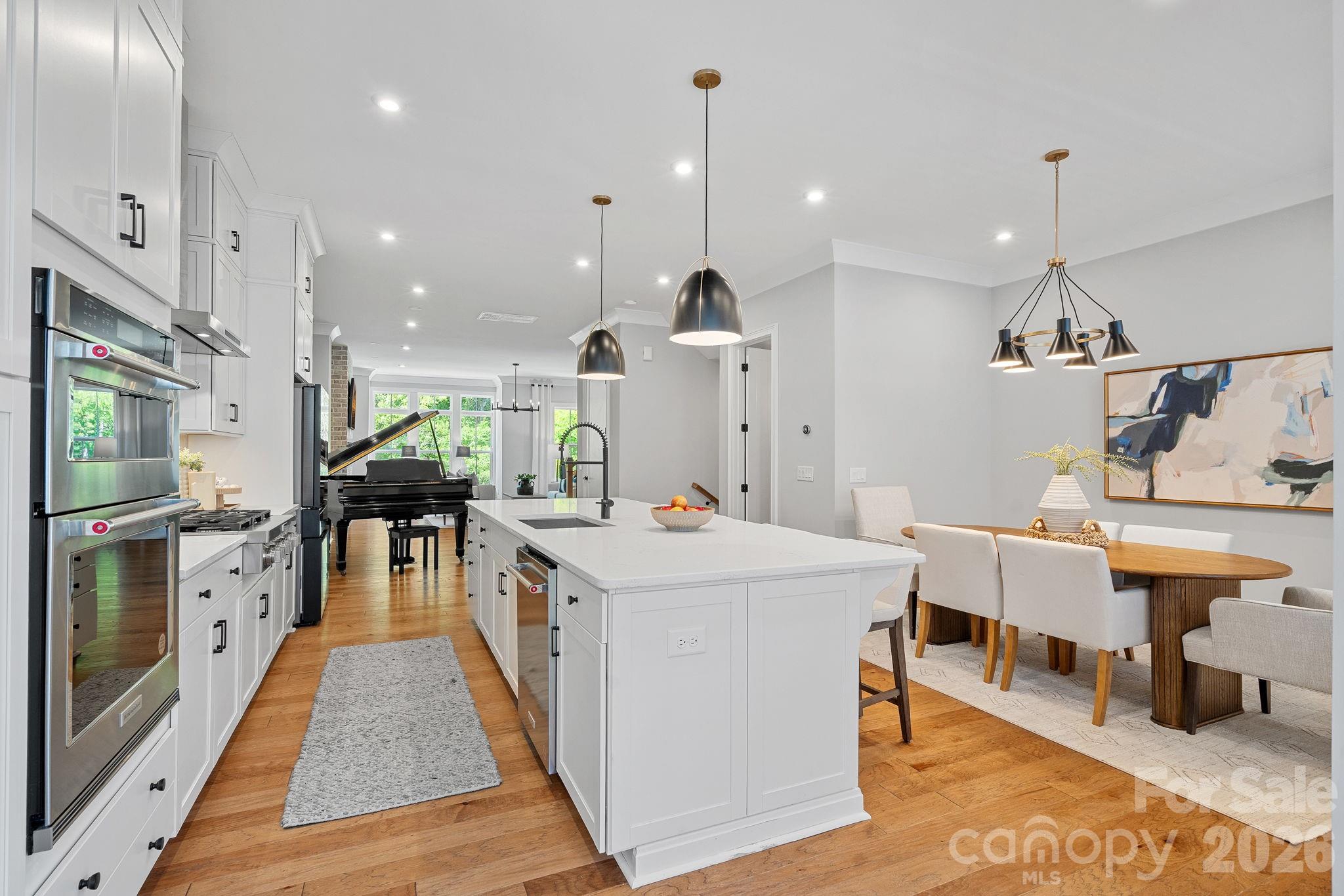 2543 Deacon Avenue Charlotte NC 28204