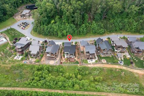34 River Run Asheville NC 28804