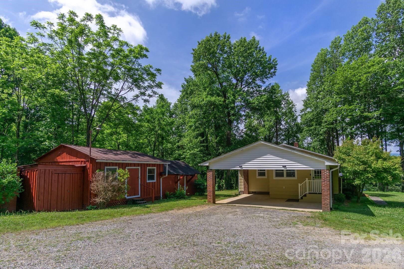 29 Friendly Drive Old Fort NC 28762