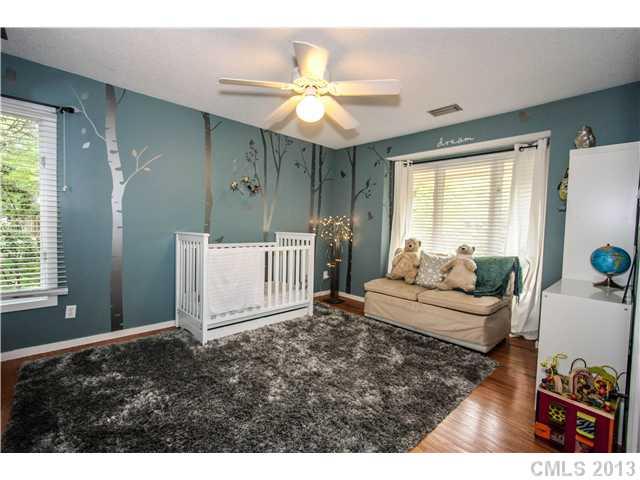 3313 Ravencliff Drive Charlotte NC 28226
