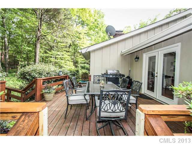 3313 Ravencliff Drive Charlotte NC 28226