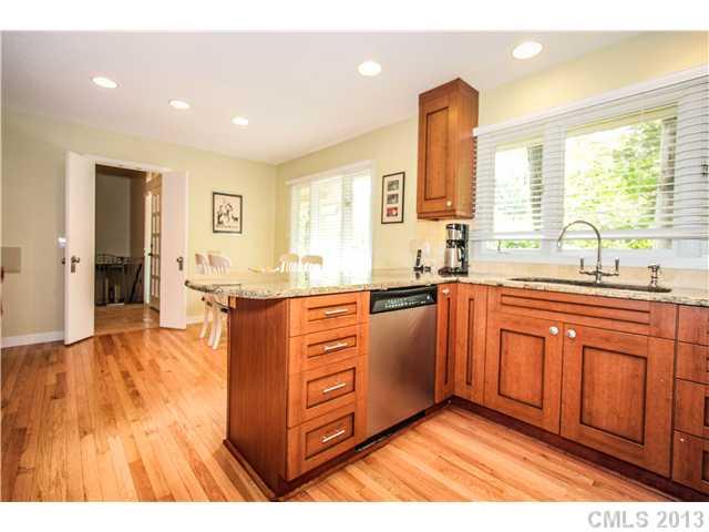 3313 Ravencliff Drive Charlotte NC 28226
