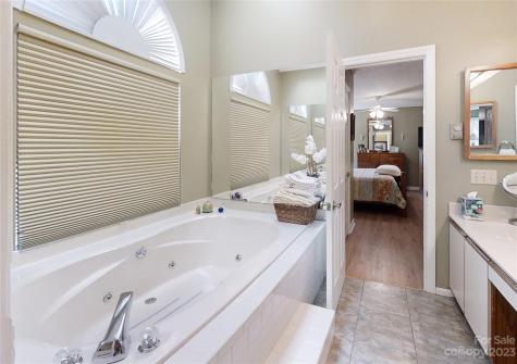 38 Park Avenue Asheville NC 28803