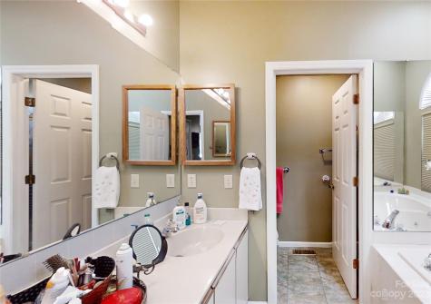 38 Park Avenue Asheville NC 28803