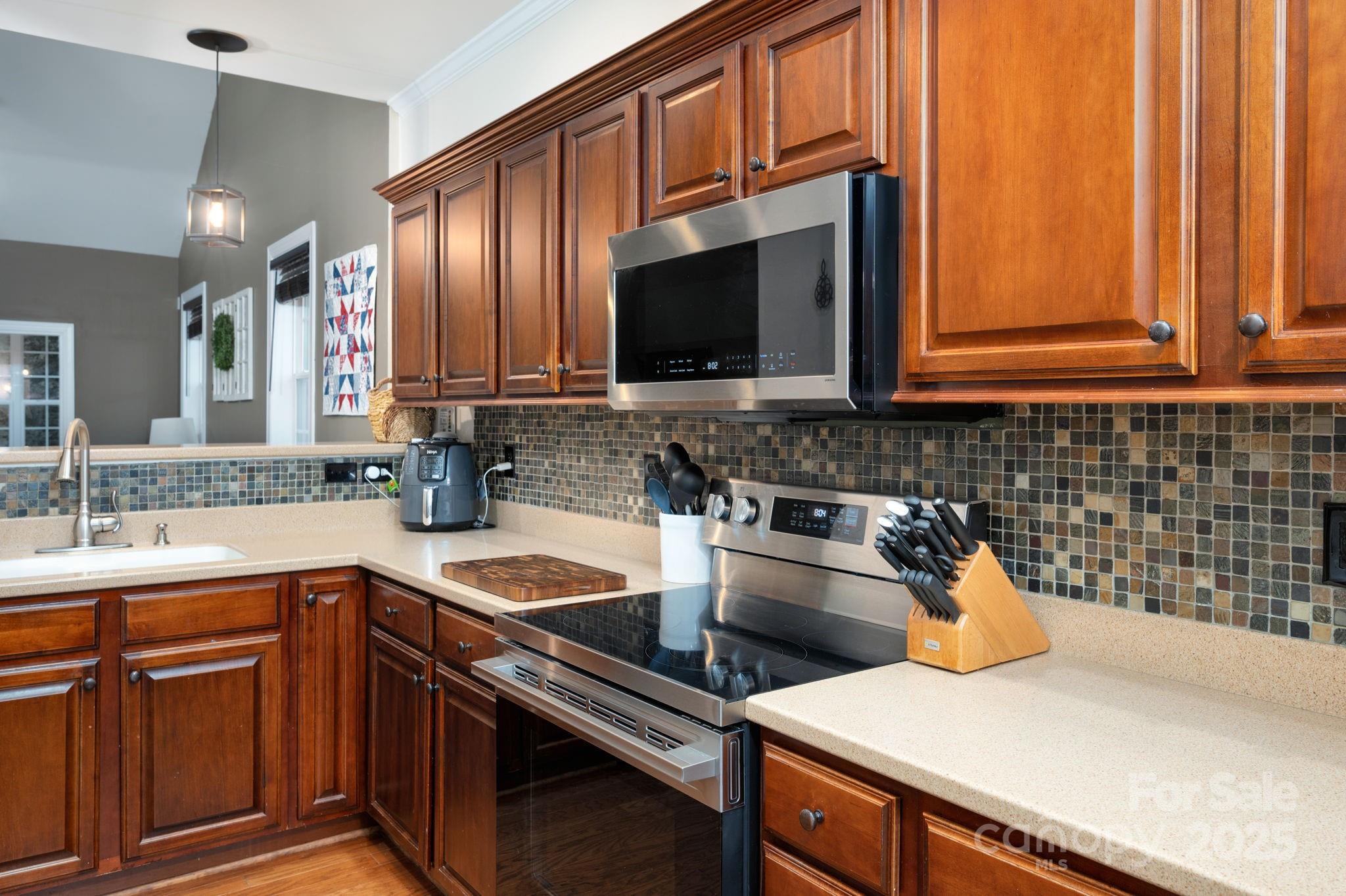 11 Dansford Lane Arden NC 28704