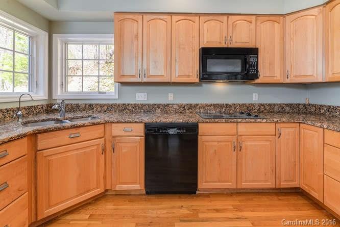 27 Hawk View Drive Asheville NC 28804
