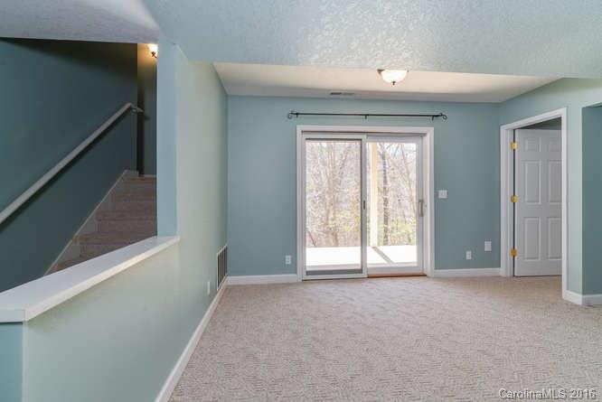 27 Hawk View Drive Asheville NC 28804