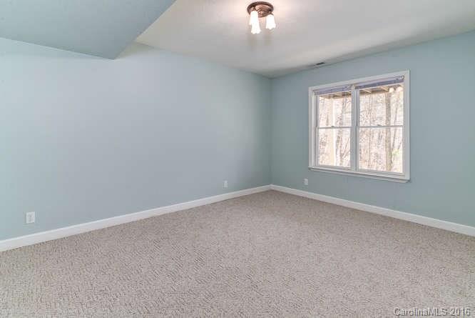 27 Hawk View Drive Asheville NC 28804
