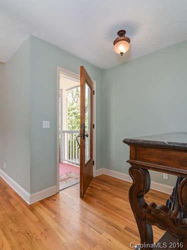 27 Hawk View Drive Asheville NC 28804