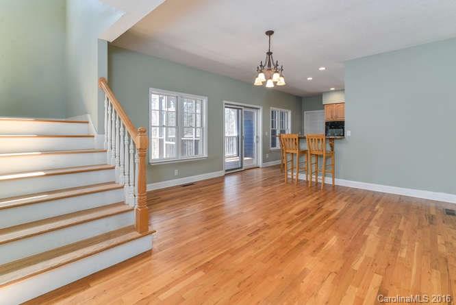 27 Hawk View Drive Asheville NC 28804