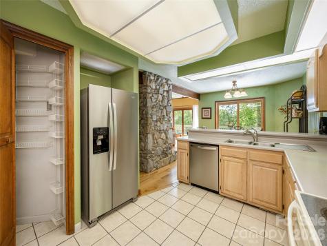 142 Sequoyah Hills Drive Fletcher NC 28732