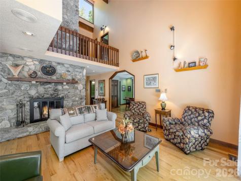 142 Sequoyah Hills Drive Fletcher NC 28732