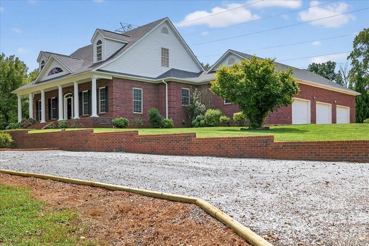498 Johnson Dairy Road Mooresville NC 28115