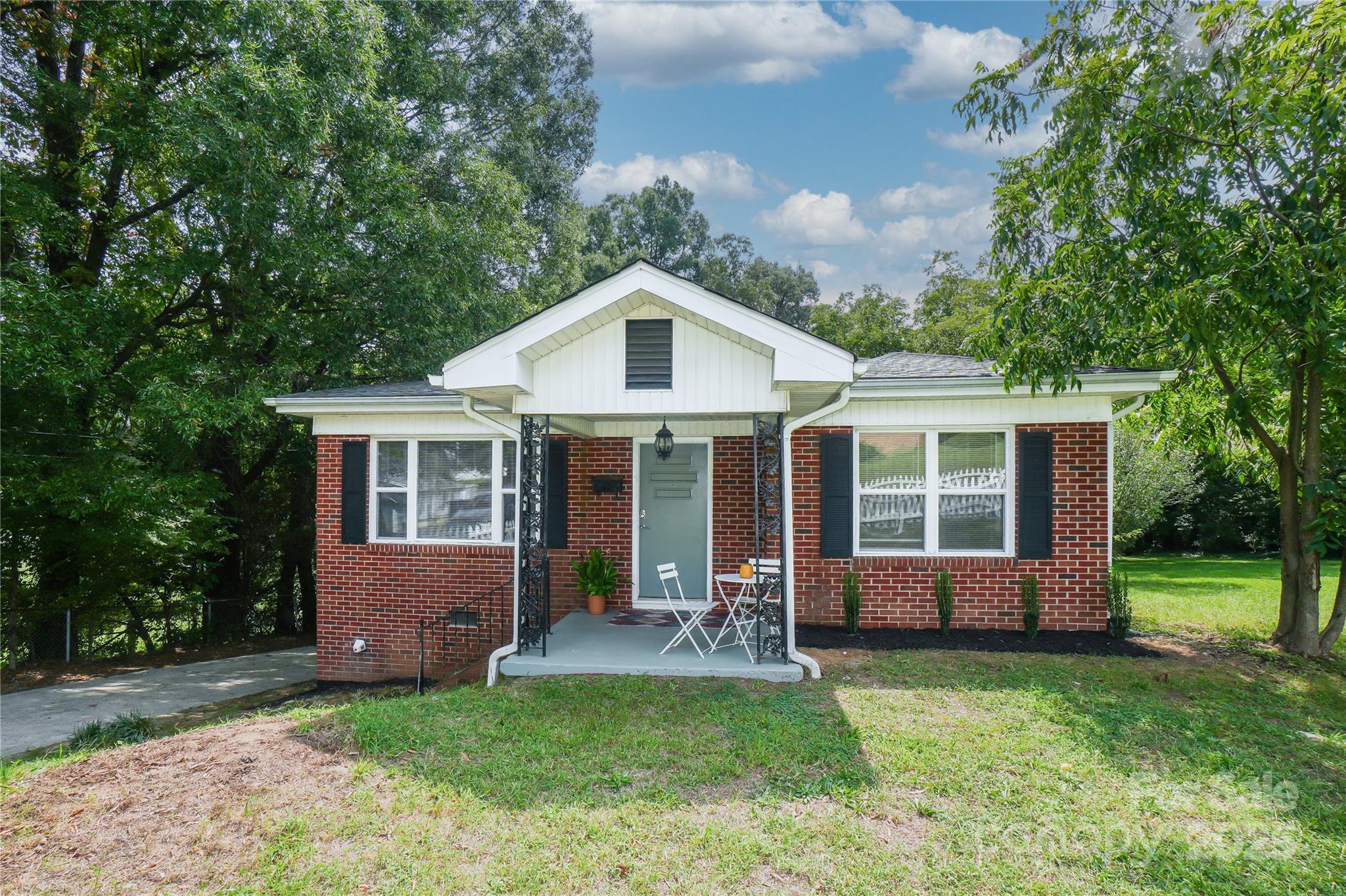 166 Mckinnon Avenue NE Concord NC 28025