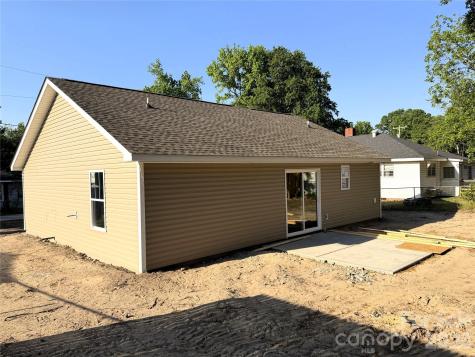214 W 3rd Street Kershaw SC 29067