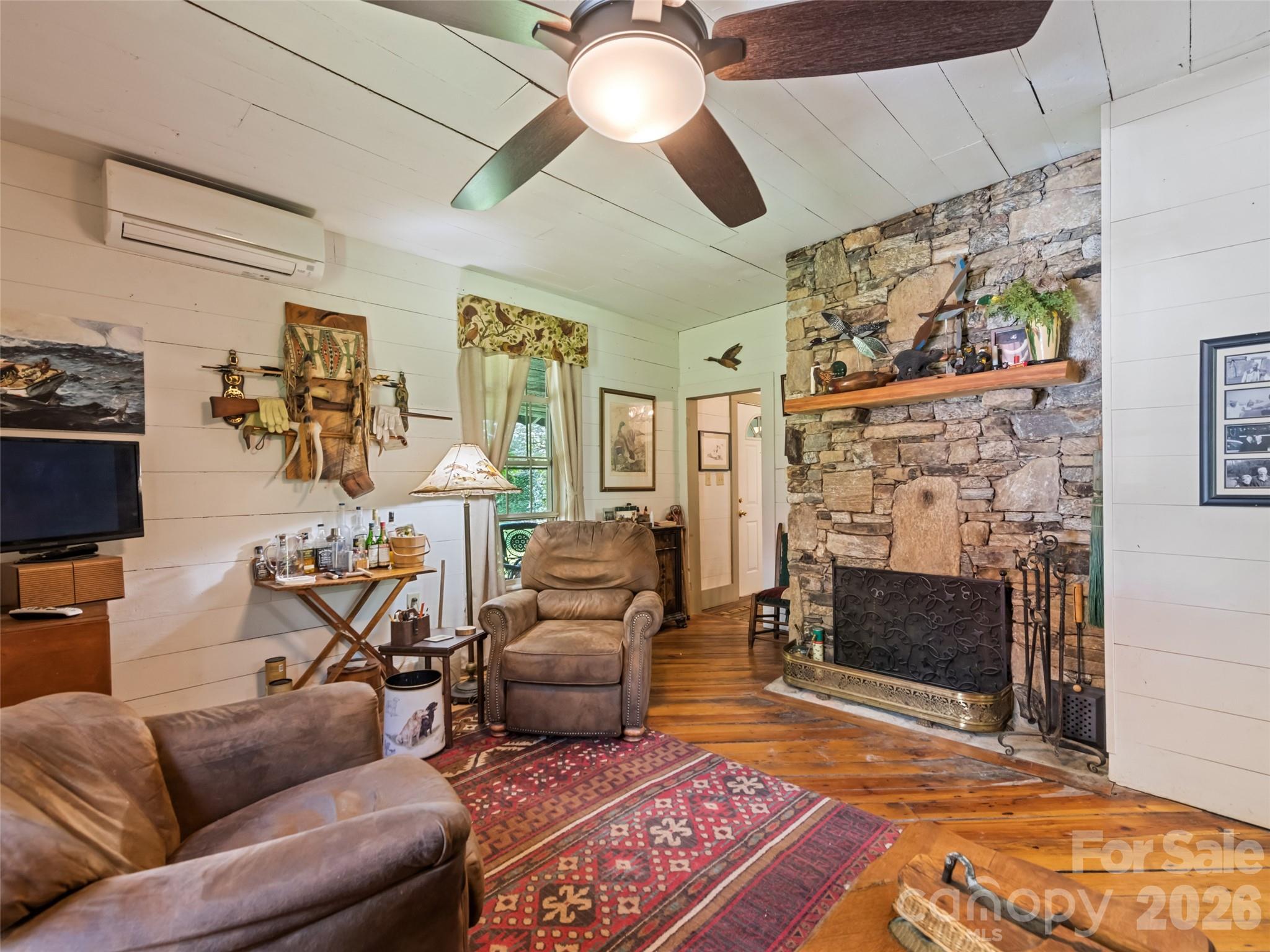 647 Indian Springs Road Clyde NC 28721